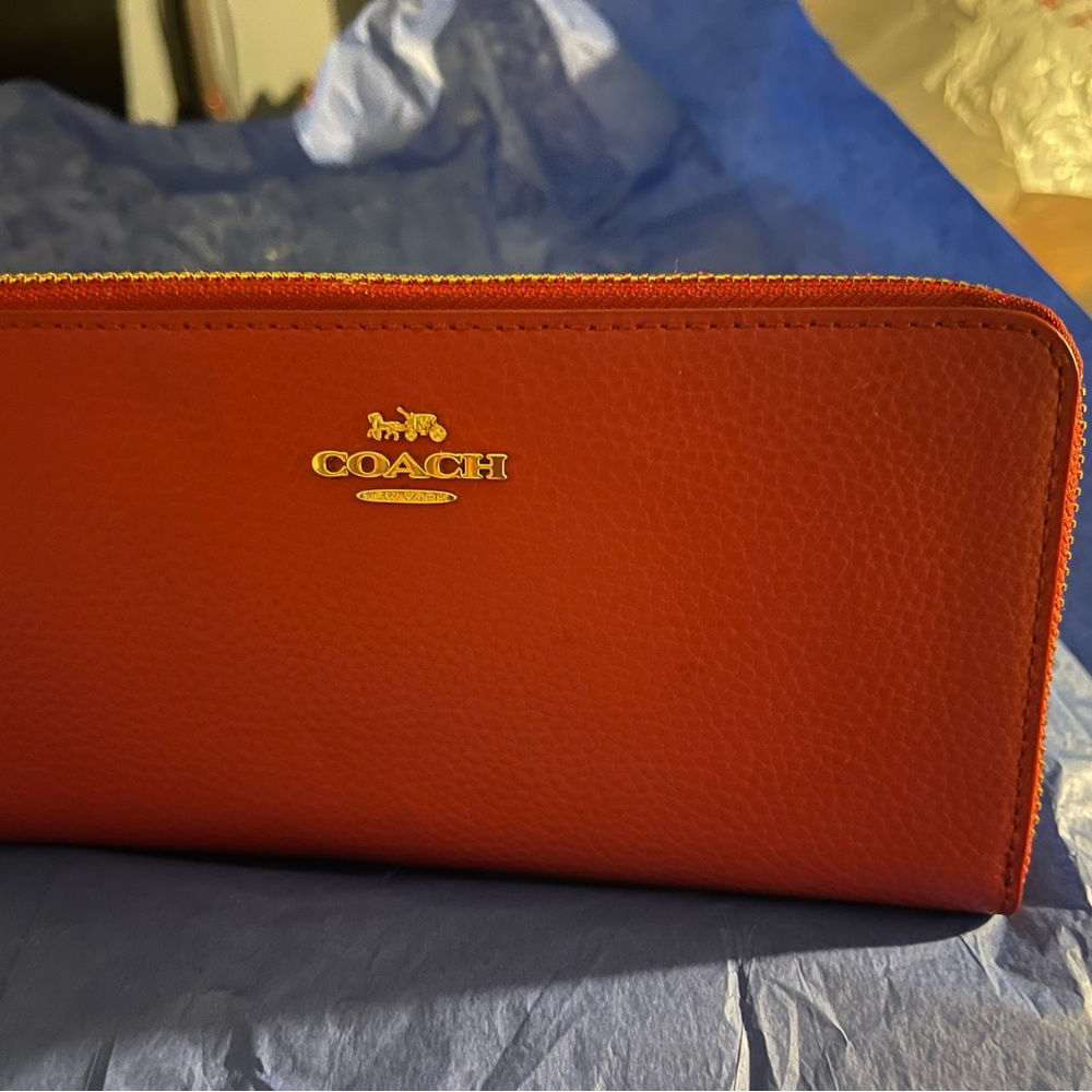 Coach accordion zip wallet